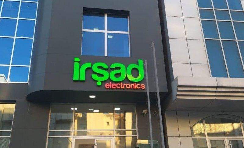 40 telefon, 140 min manat və satılan ev - “İrşad Electronics”də qalmaqal - FOTO 40 telefon, 140 min manat və satılan ev - “İrşad Electronics”də qalmaqal - FOTO