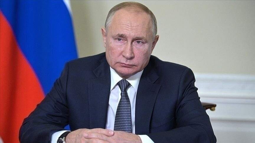 Putin ona təşəkkür etdi, Moskvanı isə regionlara nümunə göstərdi Putin ona təşəkkür etdi, Moskvanı isə regionlara nümunə göstərdi