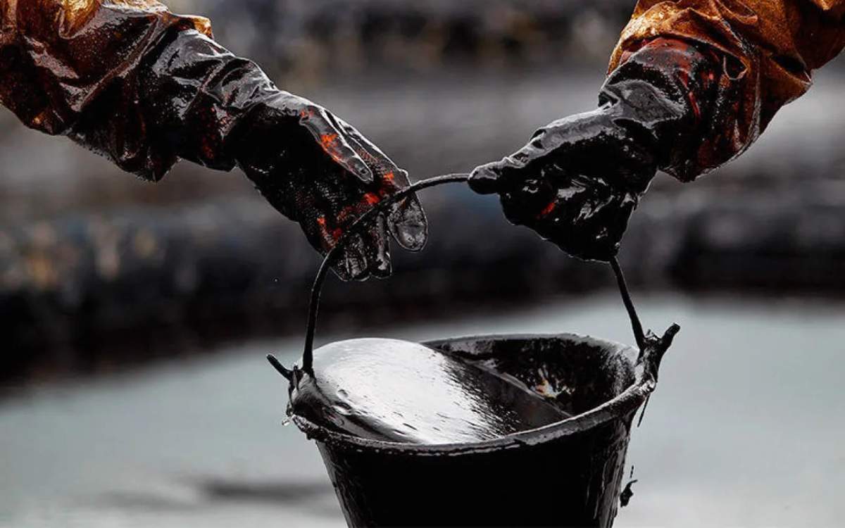 “Brent” ucuzlaşmaqda davam edir “Brent” ucuzlaşmaqda davam edir