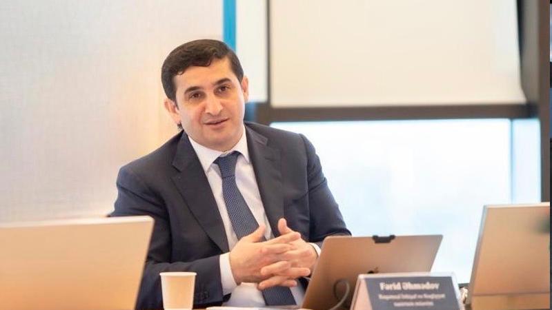 Nazir idarə rəisini təqaüdə göndərdi