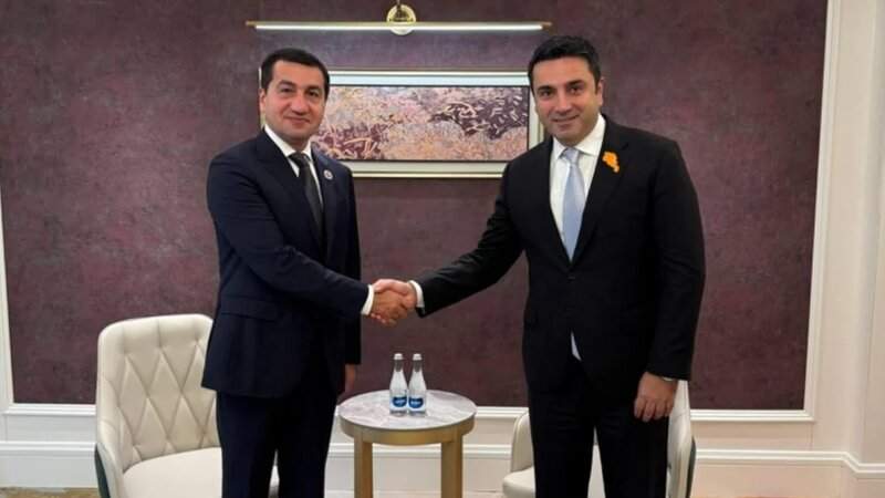 Hikmət Hacıyev Alen Simonyanla görüşdü Hikmət Hacıyev Alen Simonyanla görüşdü