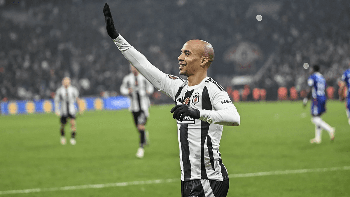 "Beşiktaş" onunla da yollarını ayırdı "Beşiktaş" onunla da yollarını ayırdı