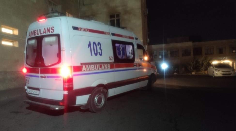 Bakıda yolu keçən qadını maşın vurub öldürdü – Fotolar Bakıda yolu keçən qadını maşın vurub öldürdü – Fotolar