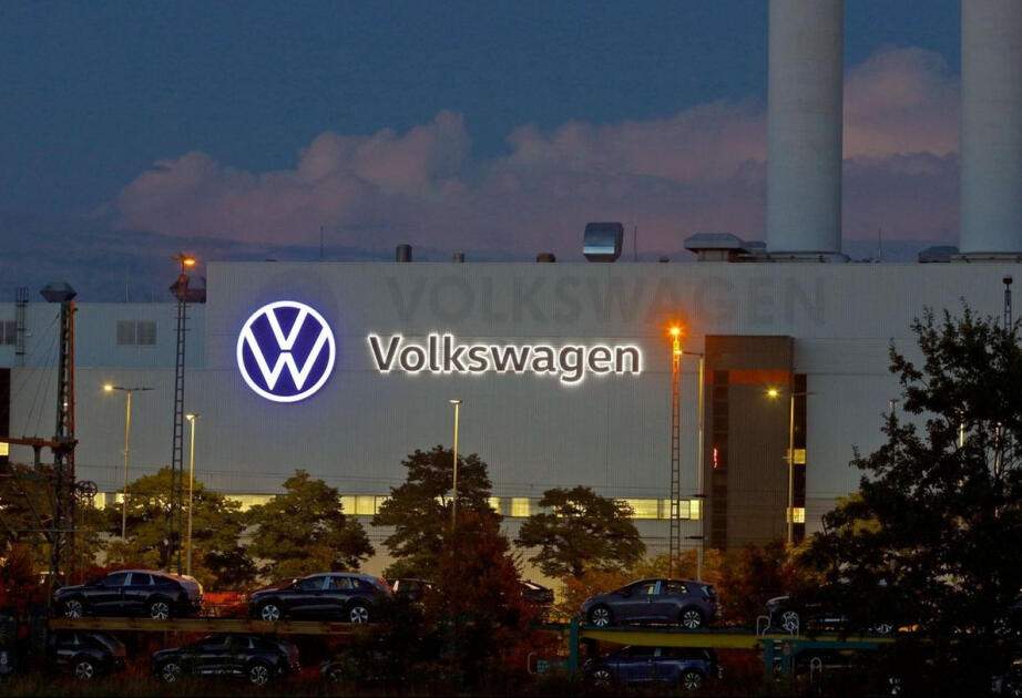 “Volkswagen” 50 min iş yerini ixtisar edəcək, 4 zavodun isə... “Volkswagen” 50 min iş yerini ixtisar edəcək, 4 zavodun isə...