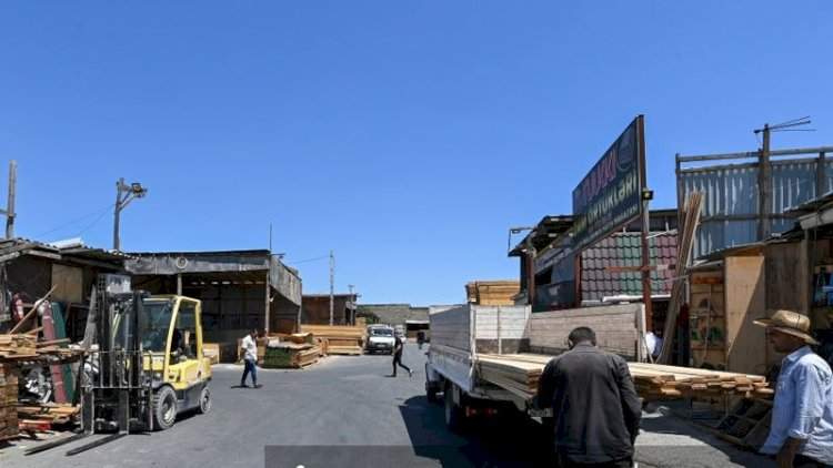 Bakıda məşhur bazar köçürülür Bakıda məşhur bazar köçürülür