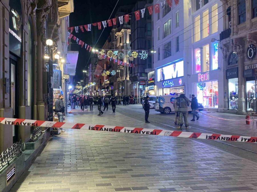 İstanbulda ağır faciə: Polis məmuru həyatını itirdi İstanbulda ağır faciə: Polis məmuru həyatını itirdi