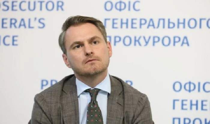 Ukrayna baş prokuroru istefa verdi Ukrayna baş prokuroru istefa verdi