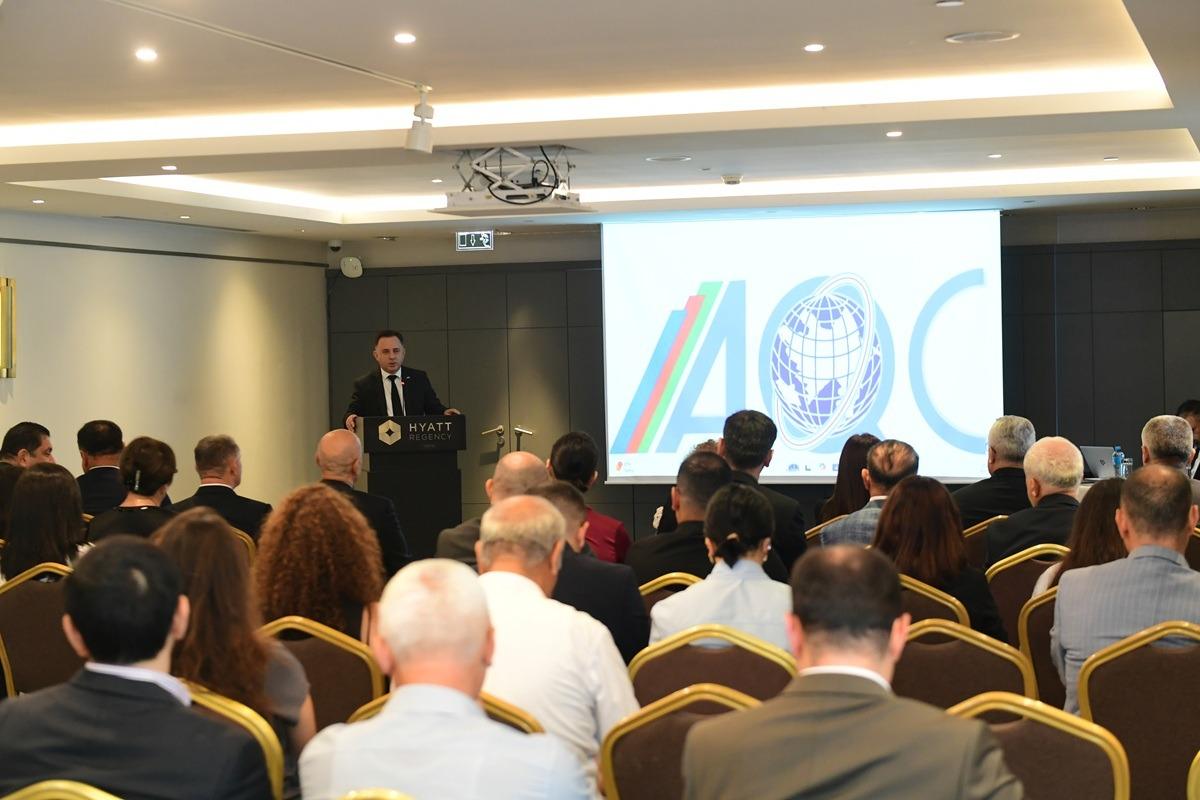 AQC “Qiymətləndirmə” jurnalının ilk sayını təqdim edib – FOTO