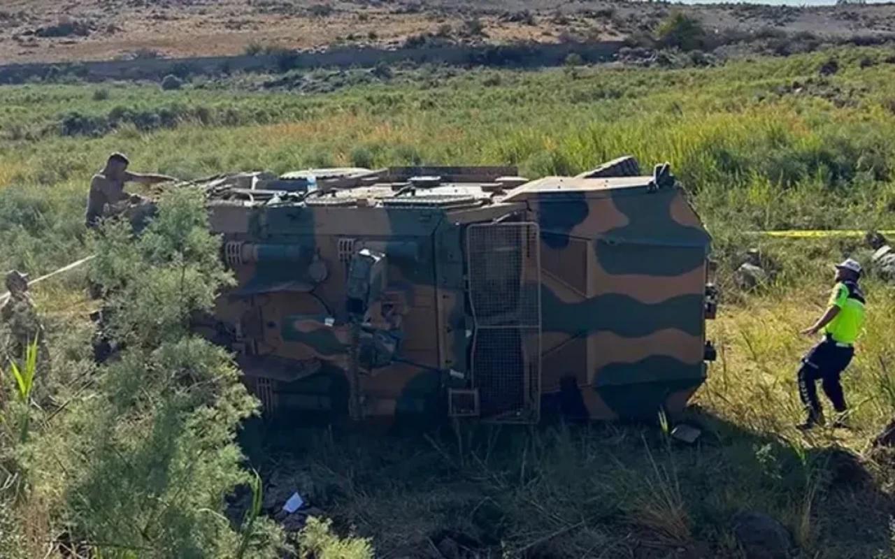 Türkiyədə hərbi maşın aşıb, ölən və yaralananlar var