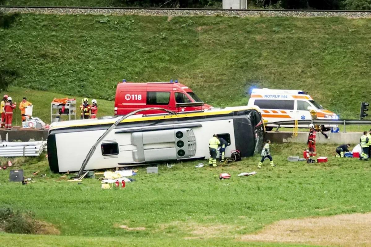 İsveçrədə dəhşətli qəza: 5 ölü, 40 yaralı