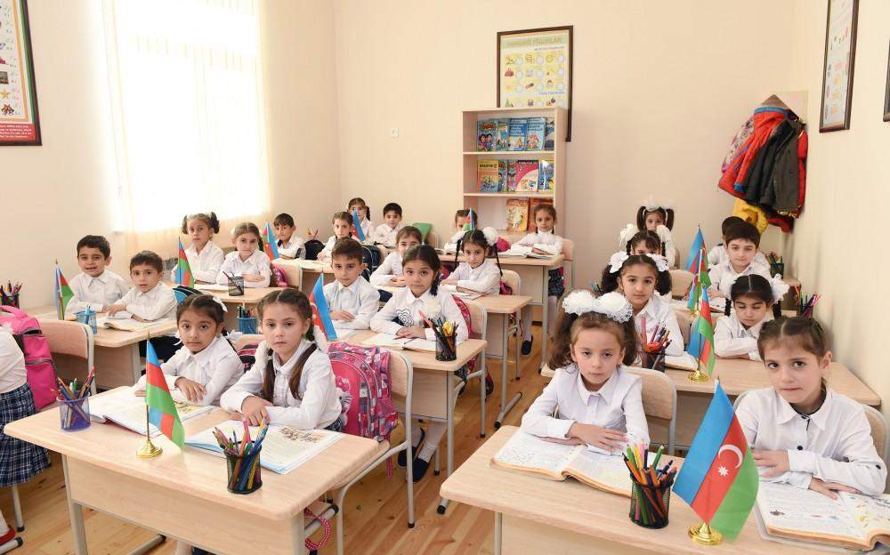 Birinci sinfə elektron qəbul prosesi yenidən başlayır Birinci sinfə elektron qəbul prosesi yenidən başlayır