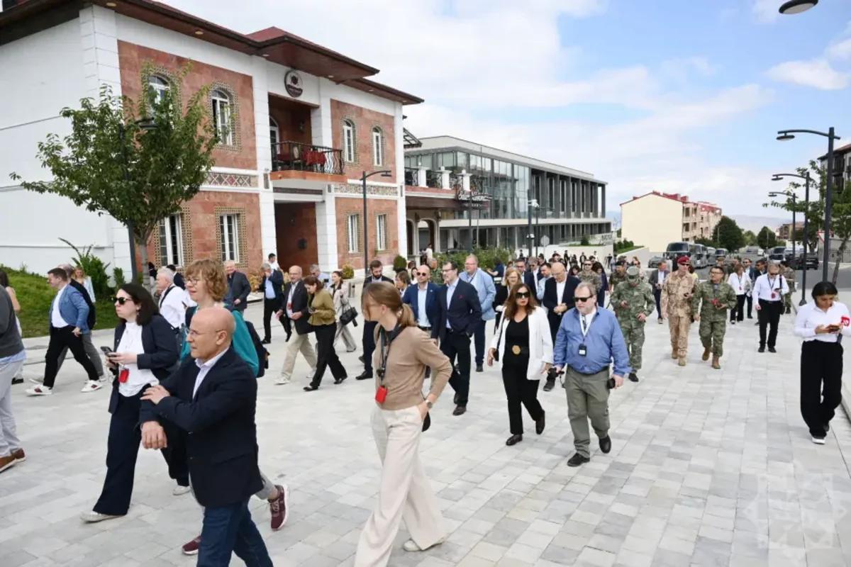 Xarici diplomatlar Ağdərə və Kəlbəcərdə olacaqlar