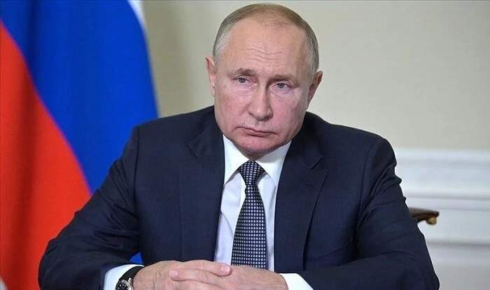 Putin xalqa müraciət etdi Putin xalqa müraciət etdi