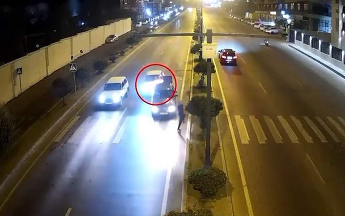 Bakıda 4 nəfər son anda ölümdən döndü - VİDEO Bakıda 4 nəfər son anda ölümdən döndü - VİDEO
