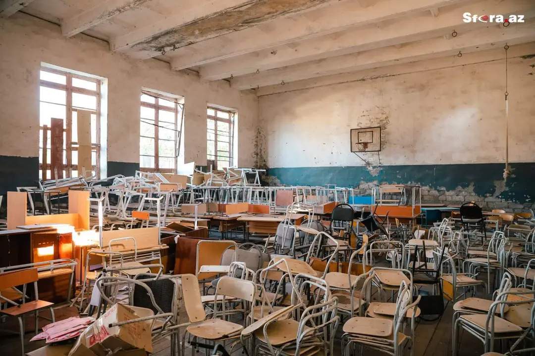 Siçovulun şagirdi dişlədiyi məktəbdə vəziyyət dəyişmir - Nazirin vədi niyə reallaşmır? Siçovulun şagirdi dişlədiyi məktəbdə vəziyyət dəyişmir - Nazirin vədi niyə reallaşmır?