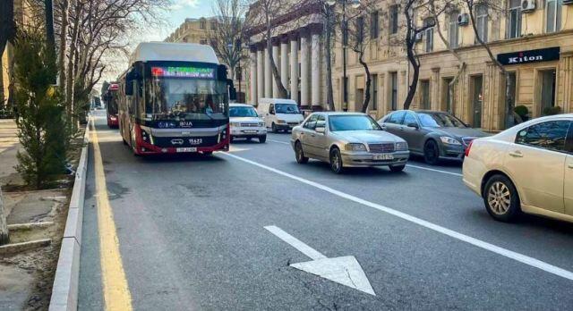 Bakıda daha iki küçədə avtobus zolağı təşkil edilir