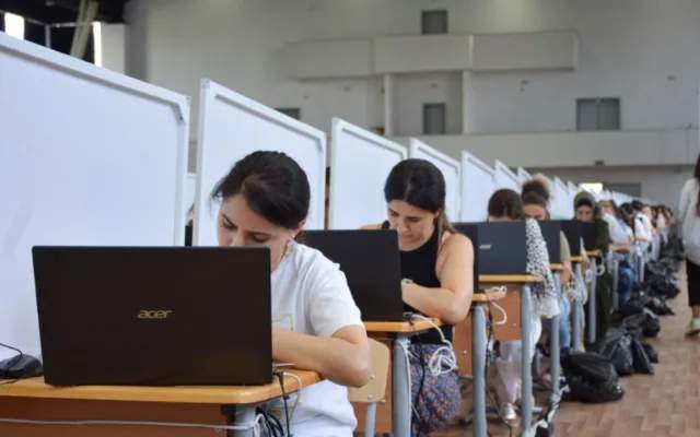 Bu müəllimlər sertifikasiyadan azad ediləcək Bu müəllimlər sertifikasiyadan azad ediləcək