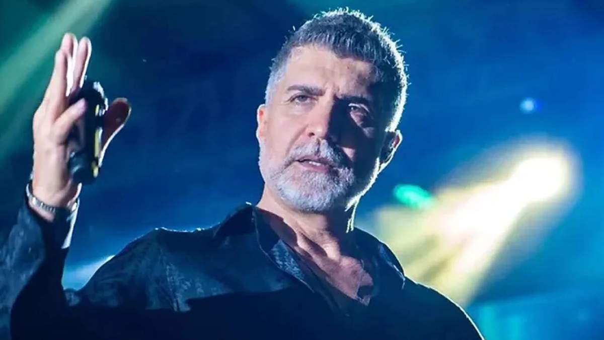 Özcan Denizdən səmimi etiraf: “Əslində, qadınlardan qorxdum” Özcan Denizdən səmimi etiraf: “Əslində, qadınlardan qorxdum”
