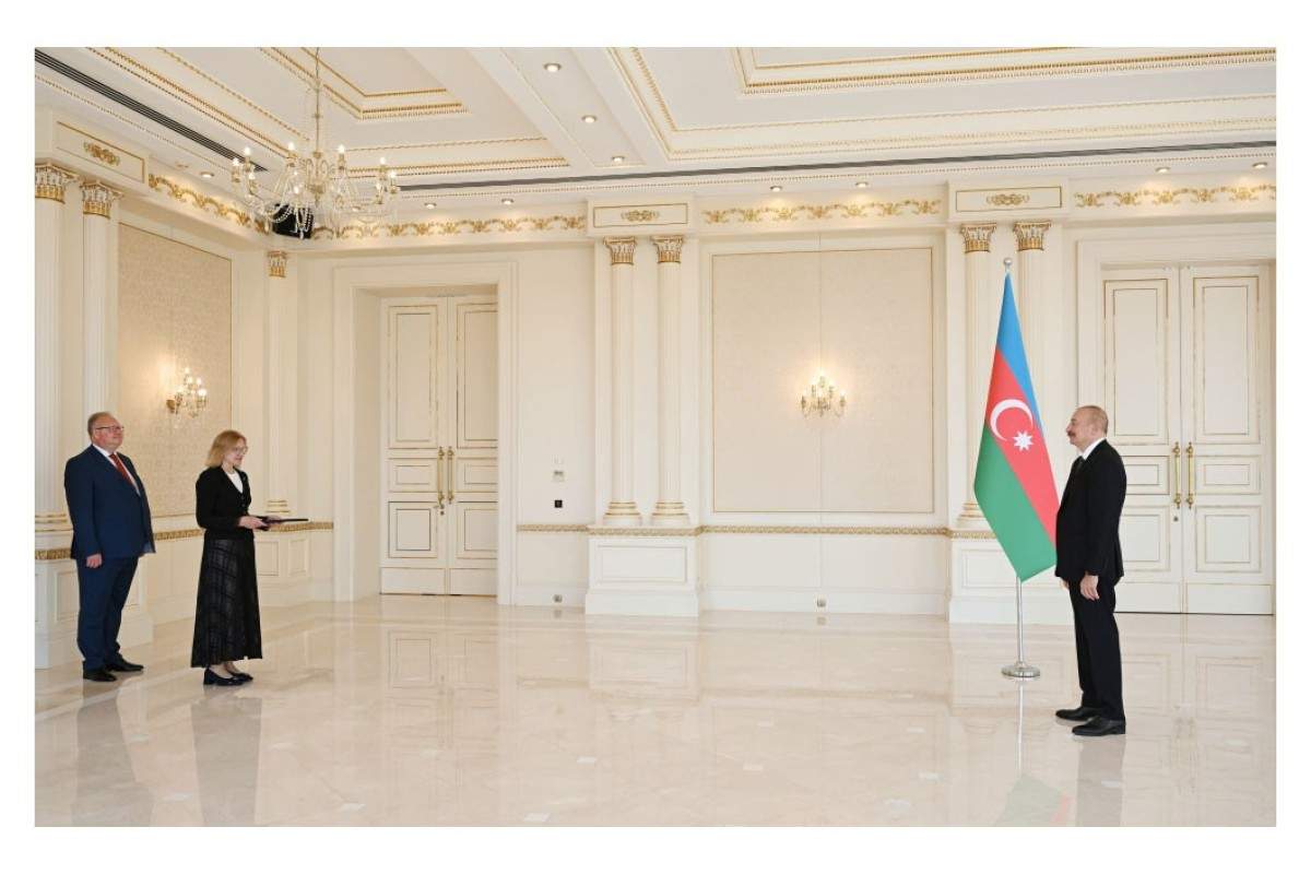 Azərbaycan Prezidenti Estoniyanın yeni səfirini qəbul etdi - FOTO Azərbaycan Prezidenti Estoniyanın yeni səfirini qəbul etdi - FOTO