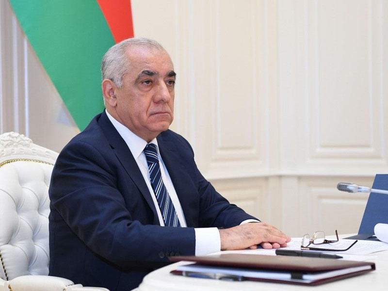 Əli Əsədov iclas keçirir Əli Əsədov iclas keçirir