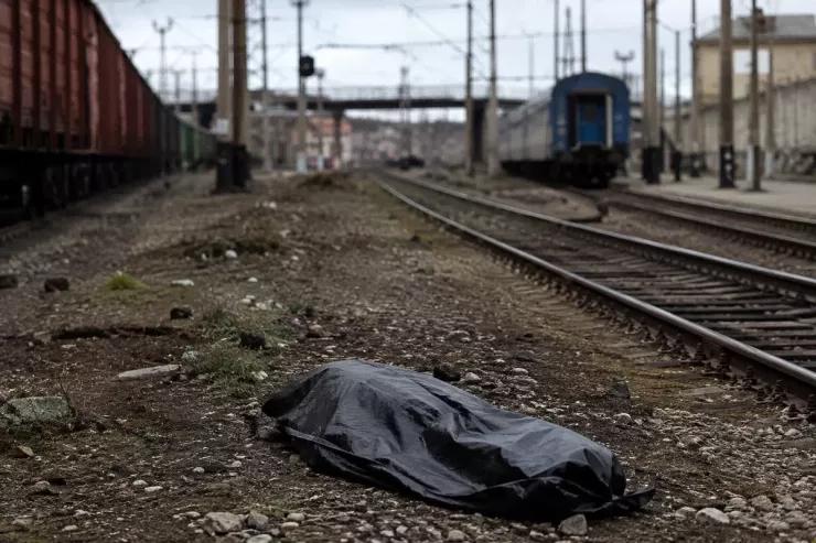 Lənkəranda dəmiryolu xəttinin kənarından kişi meyiti tapıldı