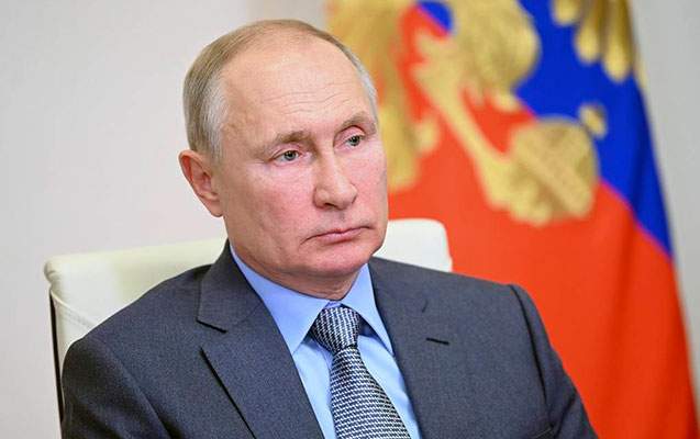 Putin IX çağırış Dövlət Dumasının ilk iclasında iştirak edir Putin IX çağırış Dövlət Dumasının ilk iclasında iştirak edir