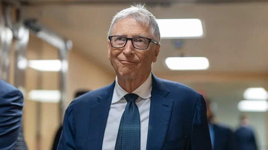 Bill Qeyts süni intelektin riskli tərəflərini açıqladı Bill Qeyts süni intelektin riskli tərəflərini açıqladı