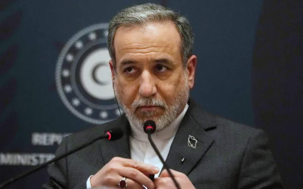 ABŞ İran rəsmilərini ölkədən qovubmuş ABŞ İran rəsmilərini ölkədən qovubmuş
