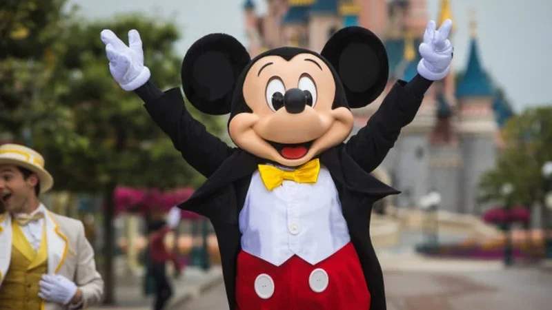 "Disney" yüzlərlə işçini ixtisar edəcək "Disney" yüzlərlə işçini ixtisar edəcək