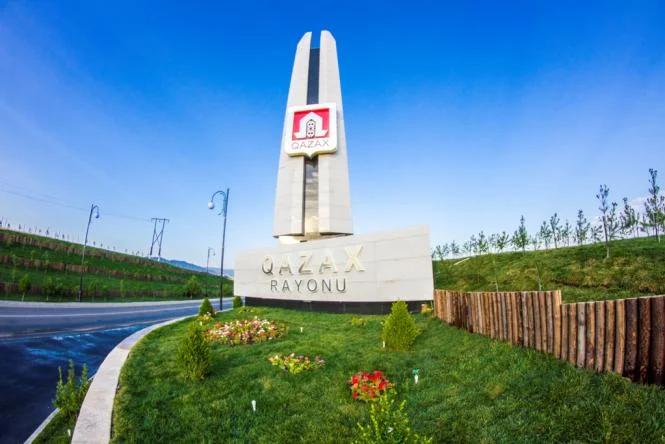 Qazaxda yeniyətmə qəbiristanlıqda həmkəndlisini bıçaqladı