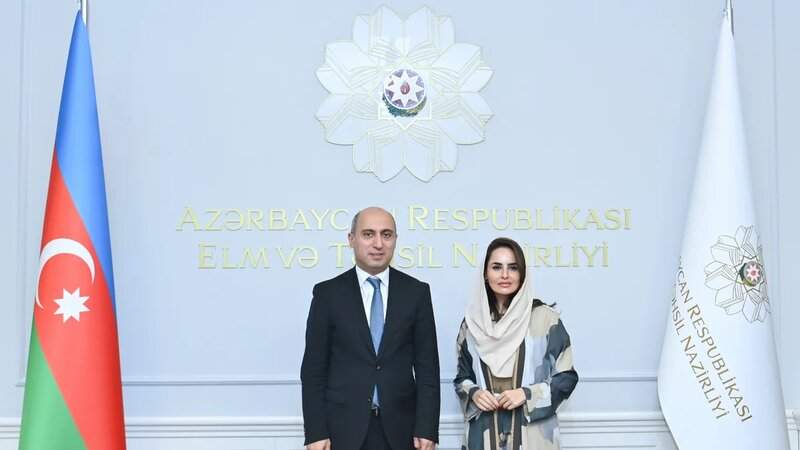 Təhsildə rəqəmsal transformasiya ətrafında fikir mübadiləsi aparıldı Təhsildə rəqəmsal transformasiya ətrafında fikir mübadiləsi aparıldı