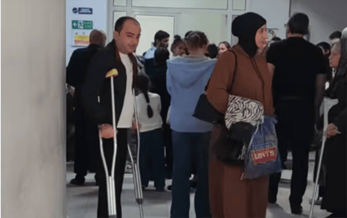 “TƏBİB-in sistemi işləmir, insanlar ağrı içində növbə gözləyir” - VIDEO “TƏBİB-in sistemi işləmir, insanlar ağrı içində növbə gözləyir” - VIDEO