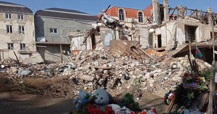 Ermənilərin Gəncəni üçüncü dəfə bombalamasından altı il ötür Ermənilərin Gəncəni üçüncü dəfə bombalamasından altı il ötür