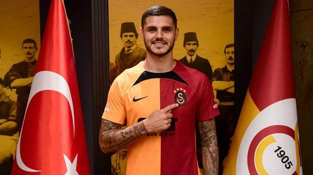 Məşhur futbolçu boşandı - Böyük aliment tələbi rədd edildi Məşhur futbolçu boşandı - Böyük aliment tələbi rədd edildi