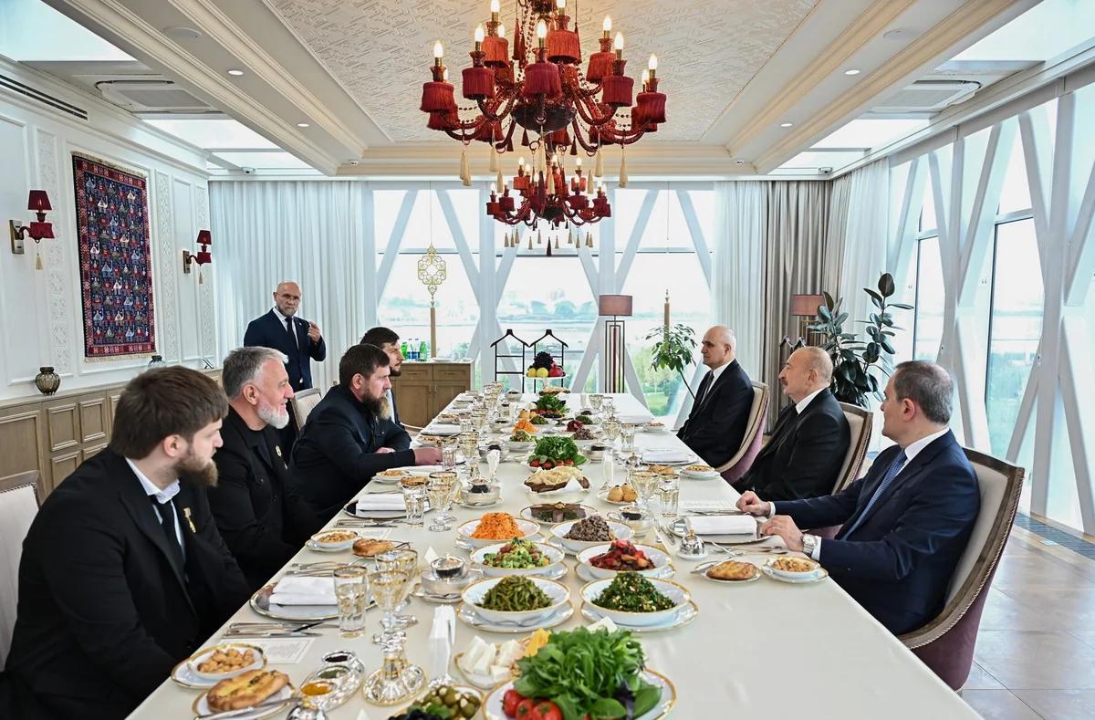 Azərbaycan Prezidenti və Çeçenistan başçısı birgə nahar etdilər