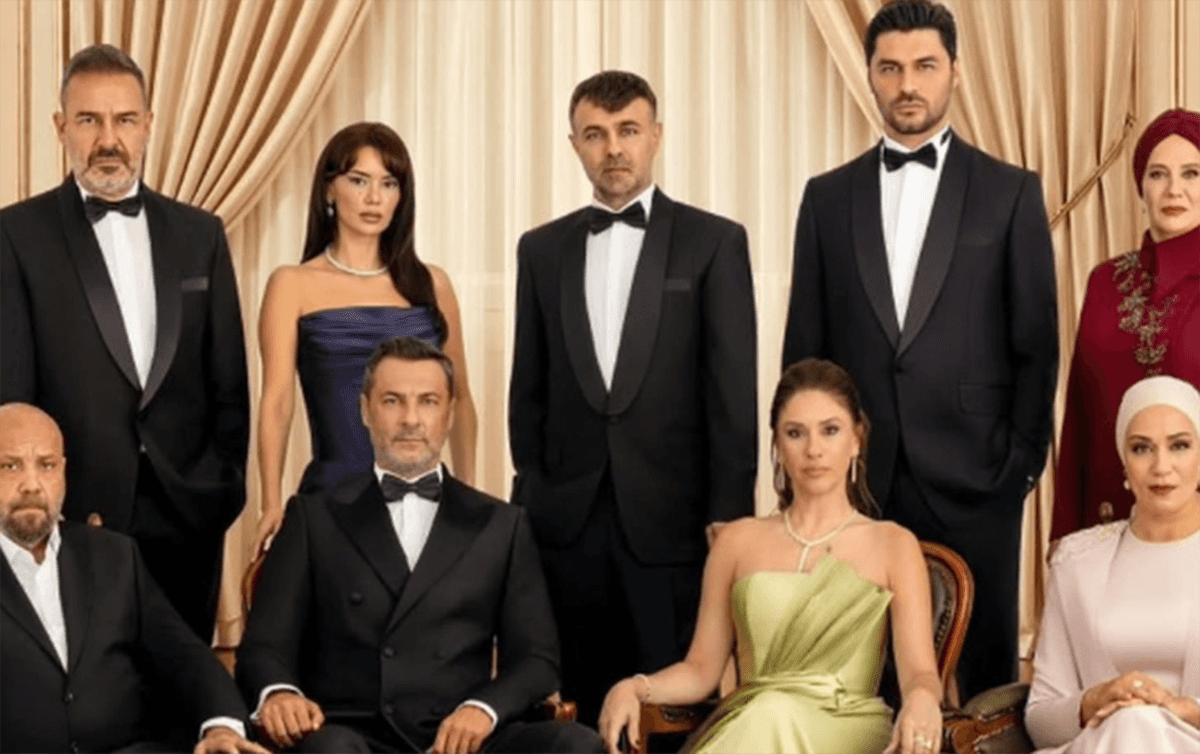 Ssenarisi dəyişir... Ssenarisi dəyişir...