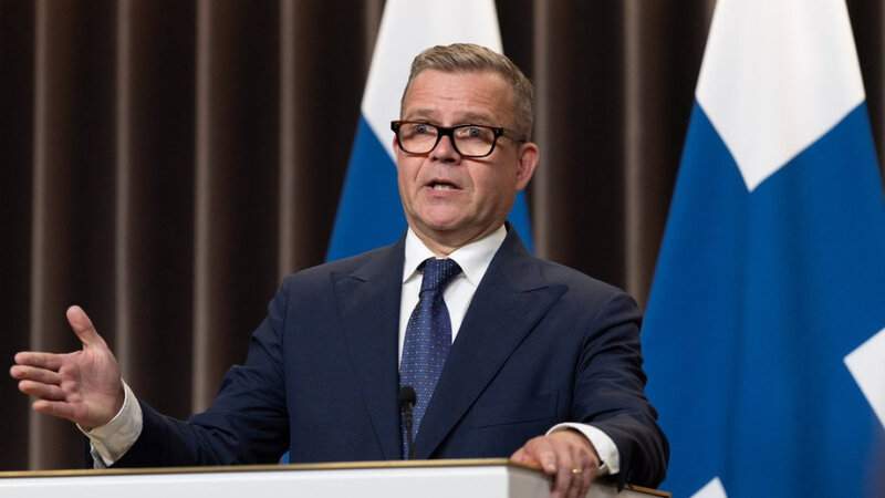 Finlandiyadan sərt təklif: "Ruslara viza verilməsin" Finlandiyadan sərt təklif: "Ruslara viza verilməsin"