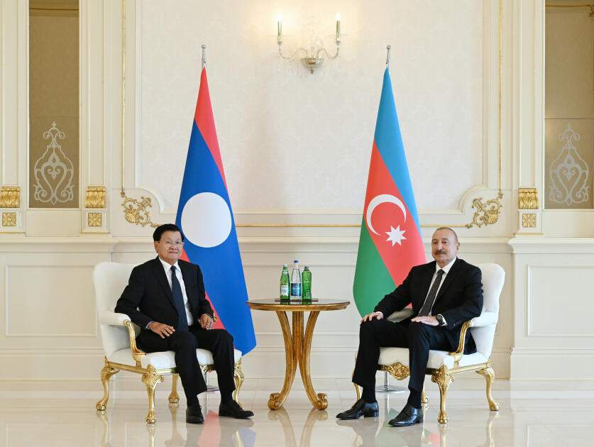 Prezident İlham Əliyevin Laos Prezidenti ilə təkbətək görüşü olub Prezident İlham Əliyevin Laos Prezidenti ilə təkbətək görüşü olub