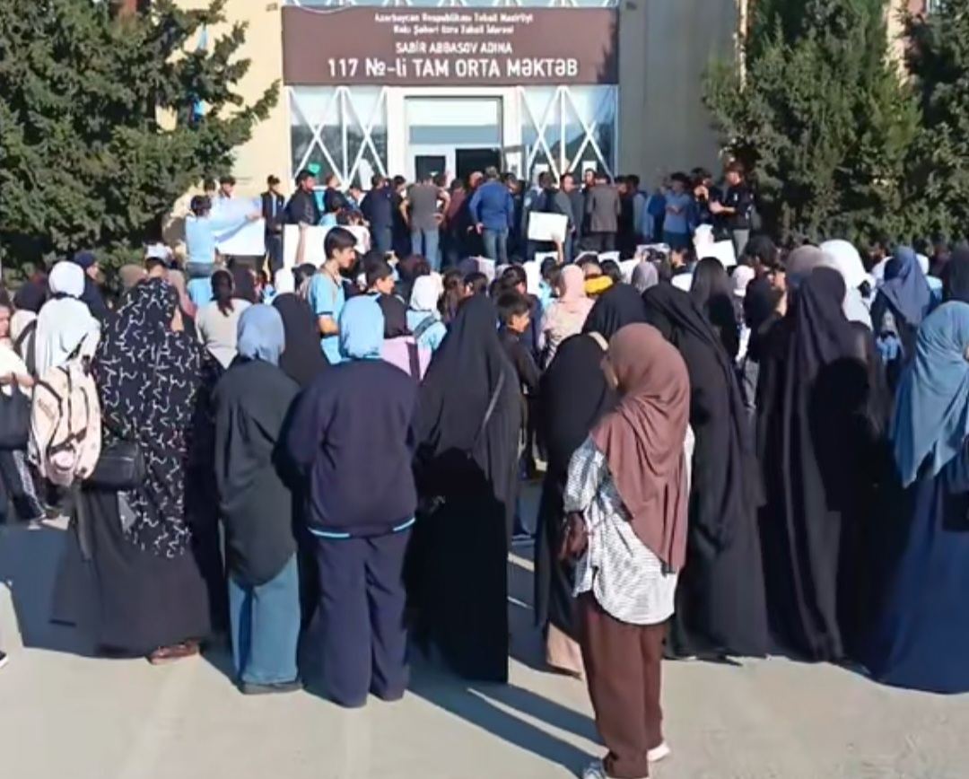 Məktəblərə hücum edənlər: Onları hansı cəza gözləyir? Məktəblərə hücum edənlər: Onları hansı cəza gözləyir?