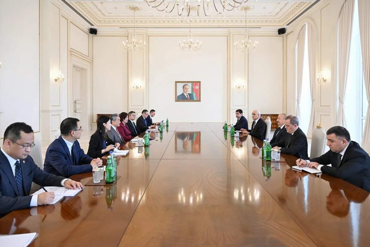 Prezident Çinin xarici işlər nazirini qəbul etdi Prezident Çinin xarici işlər nazirini qəbul etdi