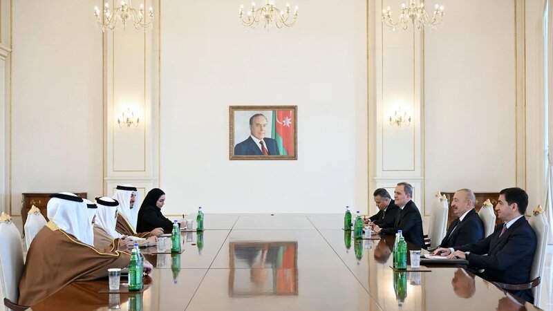 Prezident İlham Əliyev Bəhreynin xarici işlər nazirini qəbul etdi Prezident İlham Əliyev Bəhreynin xarici işlər nazirini qəbul etdi