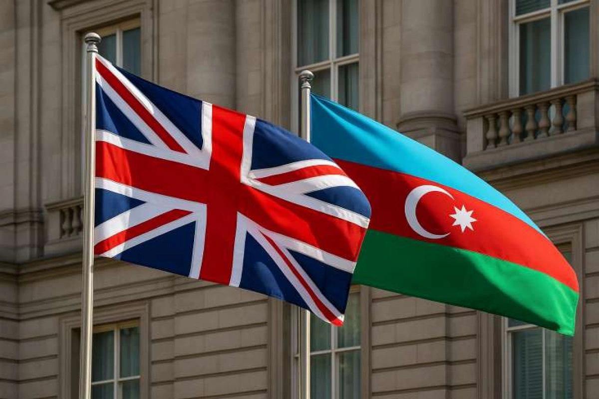Rəsmi Londonun Bakı marağının səbəbi nədir?