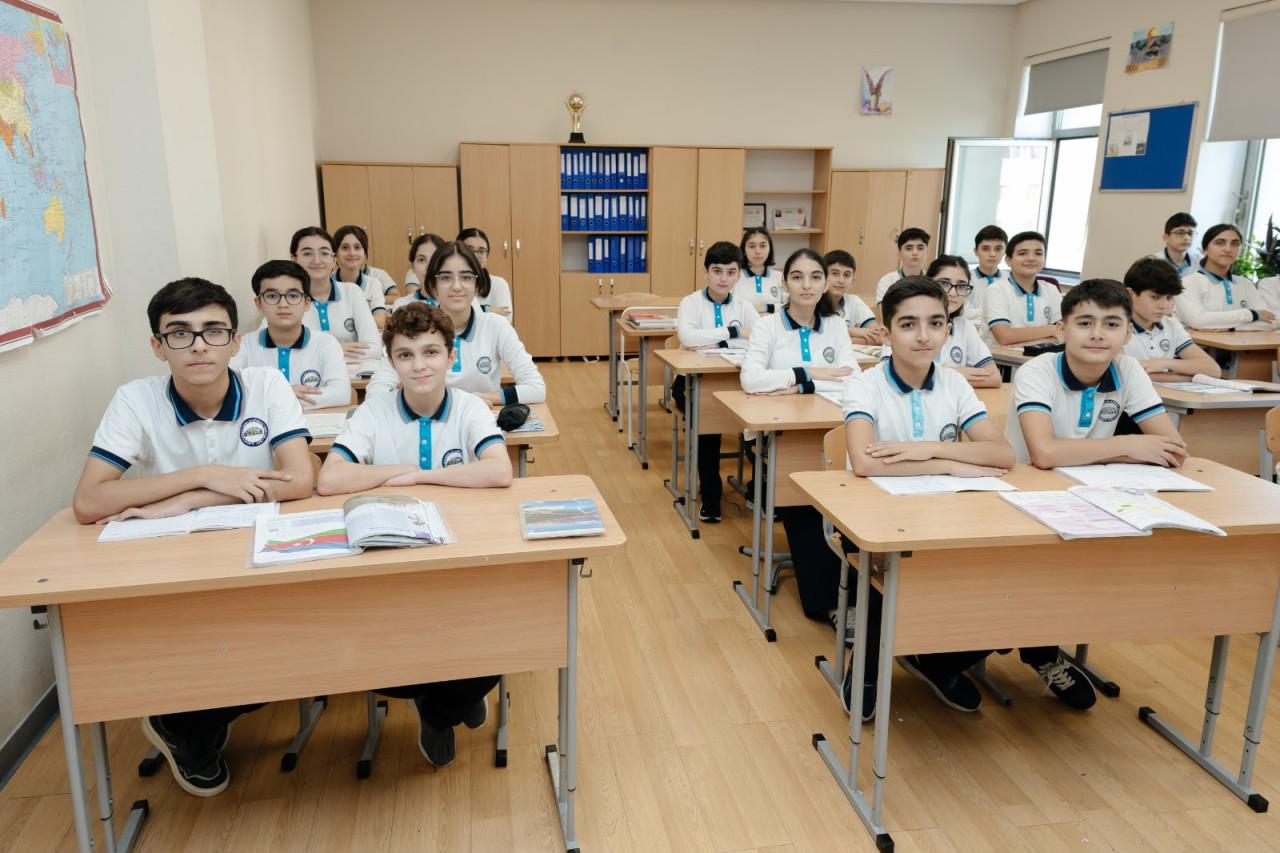 Bakıda bu məktəbdəki görüntülər DİQQƏTDƏN YAYINMADI - FOTOLAR