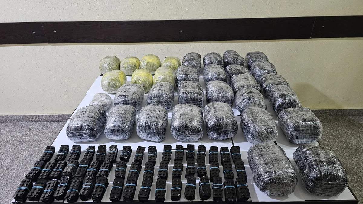 İrandan Azərbaycana 35 kiloqram narkotikin keçirilməsinin qarşısı alınıb İrandan Azərbaycana 35 kiloqram narkotikin keçirilməsinin qarşısı alınıb