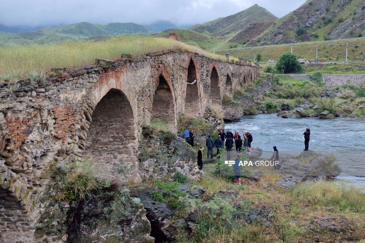 Xudafərin körpüsünün işğaldan azad edilməsindən 6 il ötür Xudafərin körpüsünün işğaldan azad edilməsindən 6 il ötür