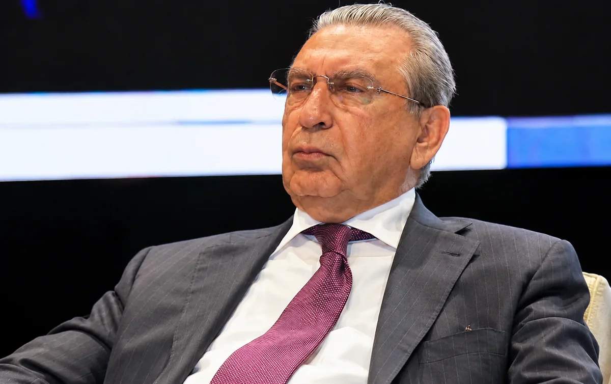 Ramiz Mehdiyev AMEA-nın həqiqi üzvlüyündən nə vaxt çıxarılacaq? Ramiz Mehdiyev AMEA-nın həqiqi üzvlüyündən nə vaxt çıxarılacaq?