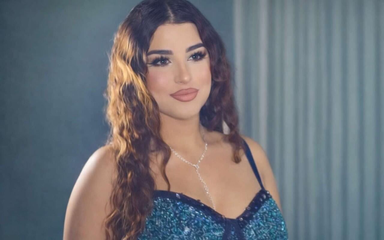 Aysunun ailəsi fəryad etdi: “Açarı dəyişib giriblər evə” - VİDEO Aysunun ailəsi fəryad etdi: “Açarı dəyişib giriblər evə” - VİDEO