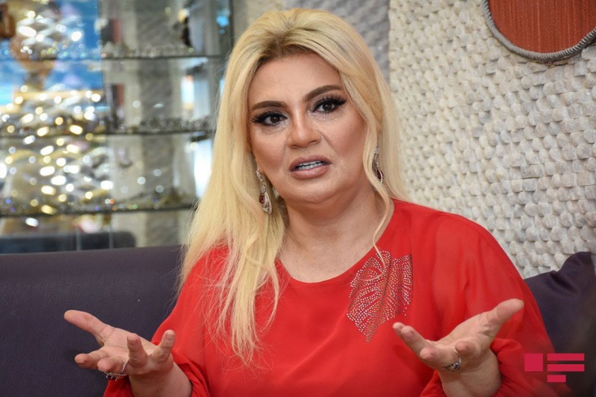“Onlara ağsaqqal, ağbirçək demək olmur“ “Onlara ağsaqqal, ağbirçək demək olmur“