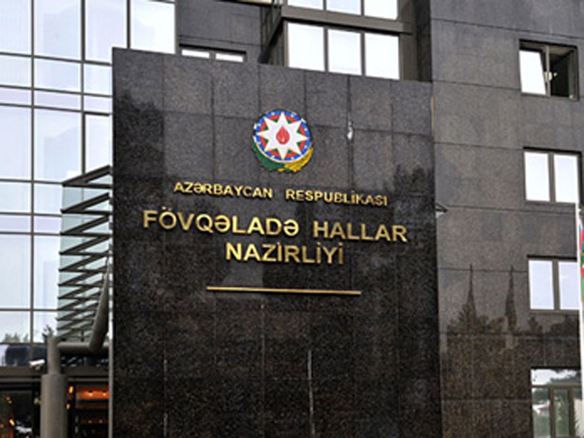 Dənizdə batan şəxs belə xilas edildi Dənizdə batan şəxs belə xilas edildi