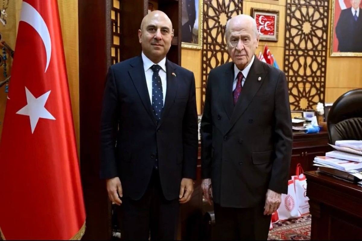 Azərbaycanın Türkiyədəki səfiri Dövlət Bağçalı ilə görüşüb Azərbaycanın Türkiyədəki səfiri Dövlət Bağçalı ilə görüşüb